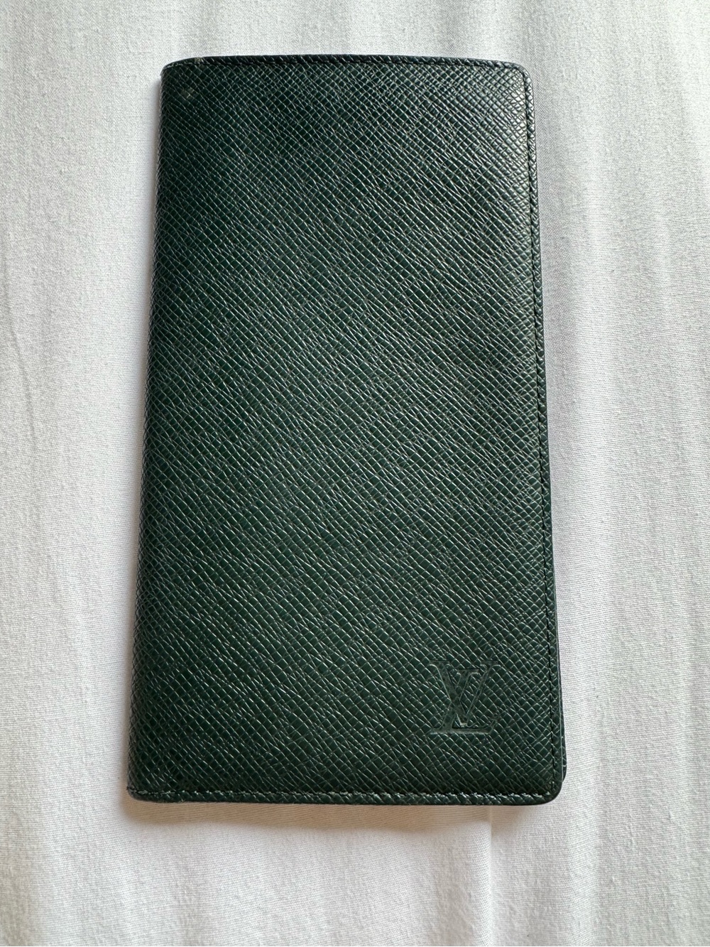 Authentic vintage Louis Vuitton Forest Green Saffiano-leather Long Bifold Wallet